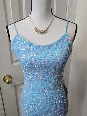 B. SMART BRAND WOMEN'S BLUE SPARKLY SEQUINS PARTY DRESS SIZE 2